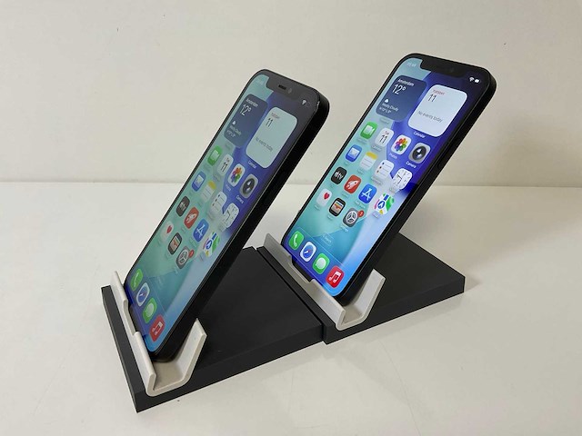 Apple iphone 12 - 128 gb - black (2x) - afbeelding 4 van  5