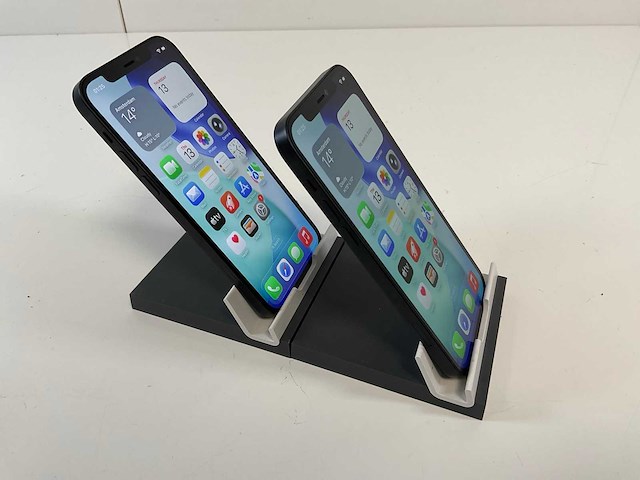 Apple iphone 12 - 128 gb - black (2x) - afbeelding 4 van  5