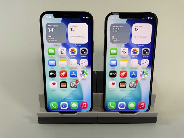 Apple iphone 12 - 128 gb - black (2x) - afbeelding 1 van  5