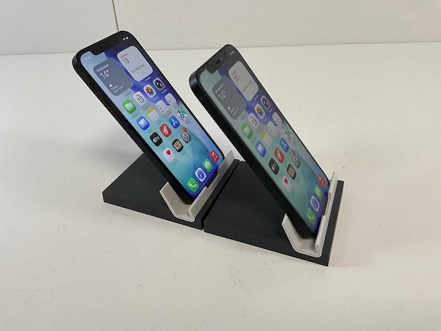 Apple iphone 12 - 128 gb - black (2x) - afbeelding 3 van  5