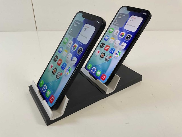 Apple iphone 12 - 128 gb - black (2x) - afbeelding 4 van  5