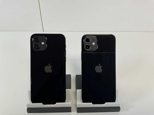 Apple iphone 12 - 128 gb - black (2x) - afbeelding 4 van  5