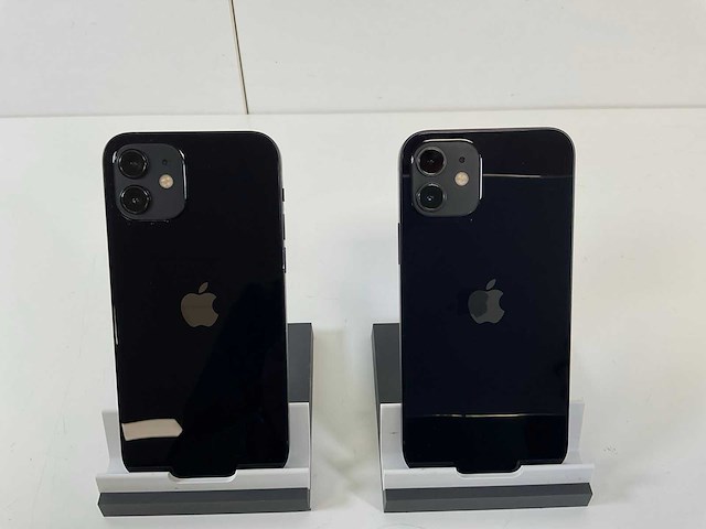 Apple iphone 12 - 128 gb - black (2x) - afbeelding 4 van  4