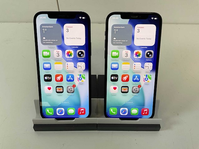 Apple iphone 12 - 128 gb - black (2x) - afbeelding 1 van  5