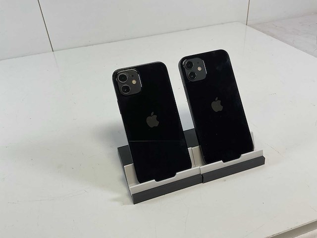 Apple iphone 12 - 128 gb - black (2x) - afbeelding 3 van  3