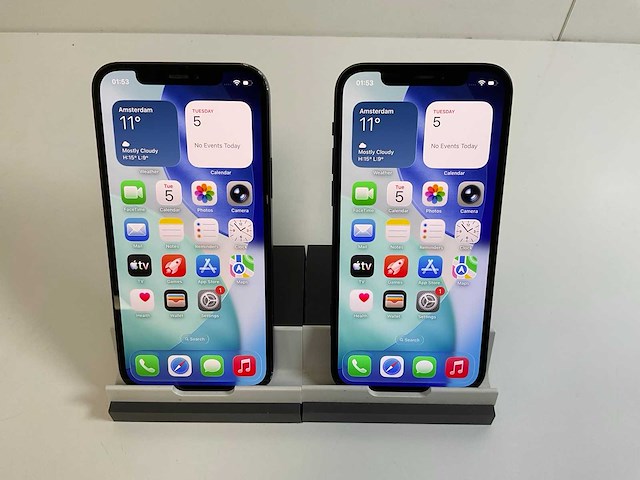 Apple iphone 12 - 128 gb - black (2x) - afbeelding 1 van  5