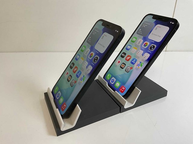 Apple iphone 12 - 128 gb - black (2x) - afbeelding 4 van  5