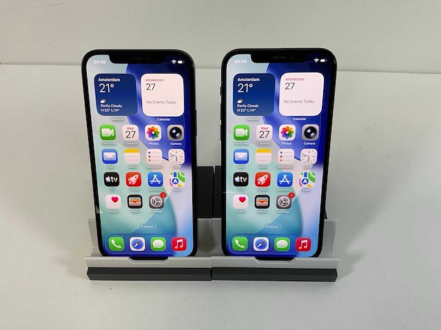 Apple iphone 12 - 128 gb - black (2x) - afbeelding 1 van  5