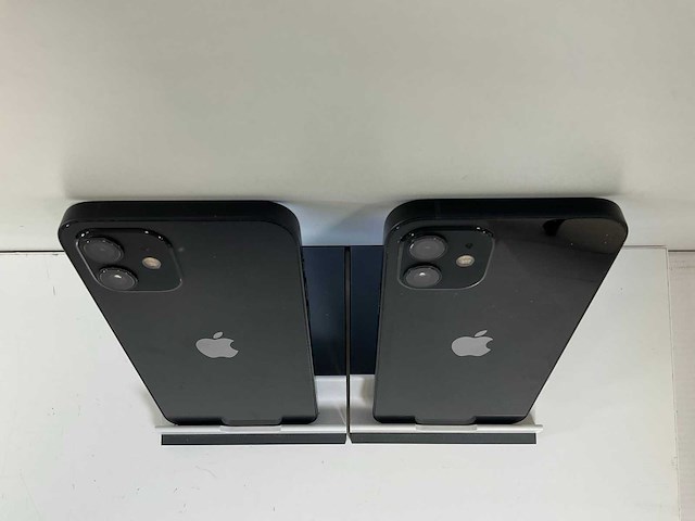 Apple iphone 12 - 128 gb - black (2x) - afbeelding 5 van  5