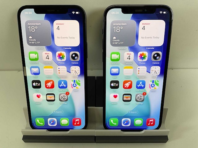 Apple iphone 12 - 128 gb - black (2x) - afbeelding 1 van  6