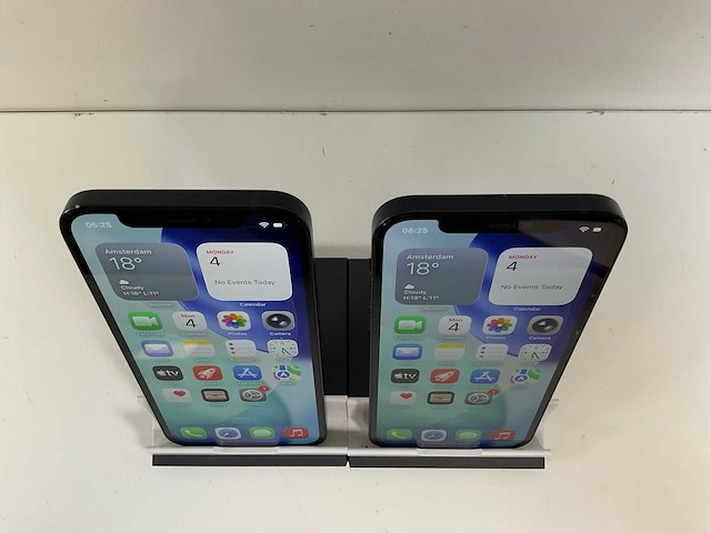 Apple iphone 12 - 128 gb - black (2x) - afbeelding 2 van  6