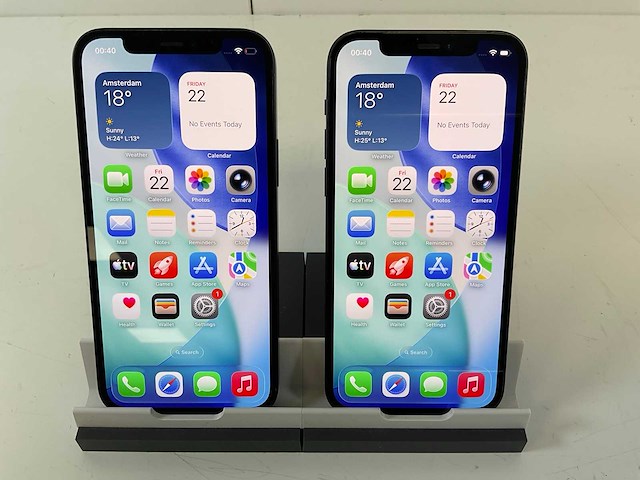 Apple iphone 12 - 128 gb - black (2x) - afbeelding 1 van  5