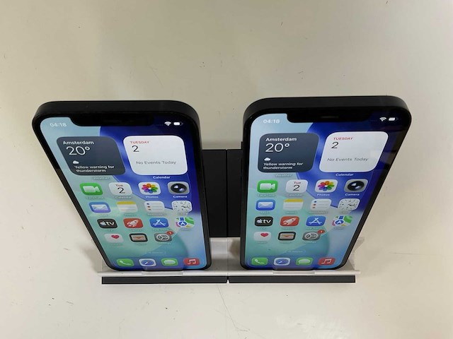 Apple iphone 12 - 128 gb - black (2x) - afbeelding 2 van  4