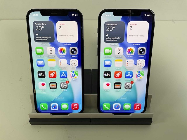 Apple iphone 12 - 128 gb - black (2x) - afbeelding 1 van  5