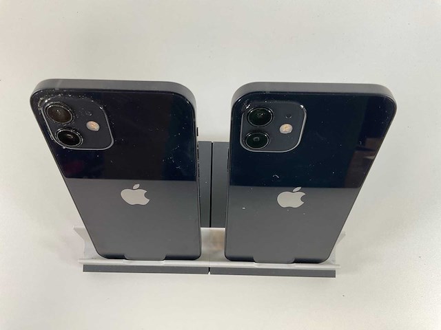 Apple iphone 12 - 128 gb - black (2x) - afbeelding 1 van  1