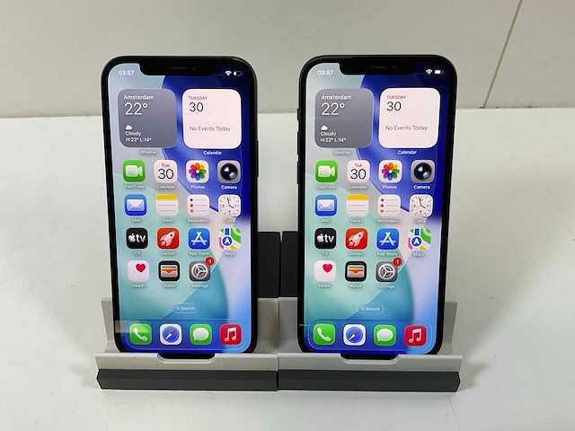 Apple iphone 12 - 128 gb - black (2x) - afbeelding 1 van  2