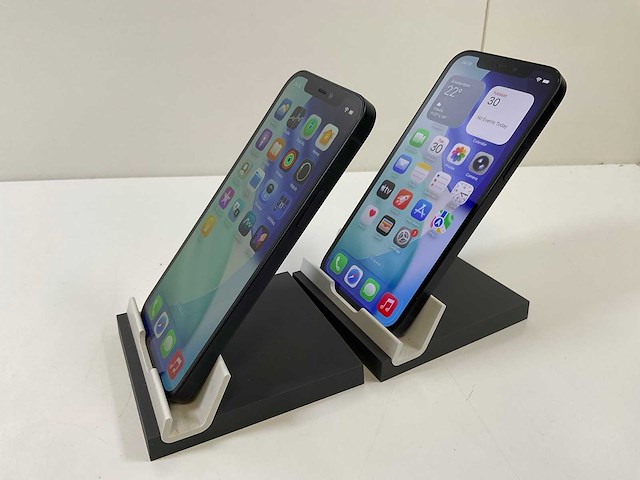 Apple iphone 12 - 128 gb - black (2x) - afbeelding 4 van  5