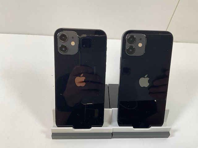 Apple iphone 12 - 128 gb - black (2x) - afbeelding 5 van  5