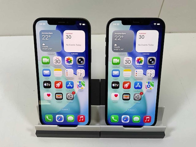 Apple iphone 12 - 128 gb - black (2x) - afbeelding 1 van  3