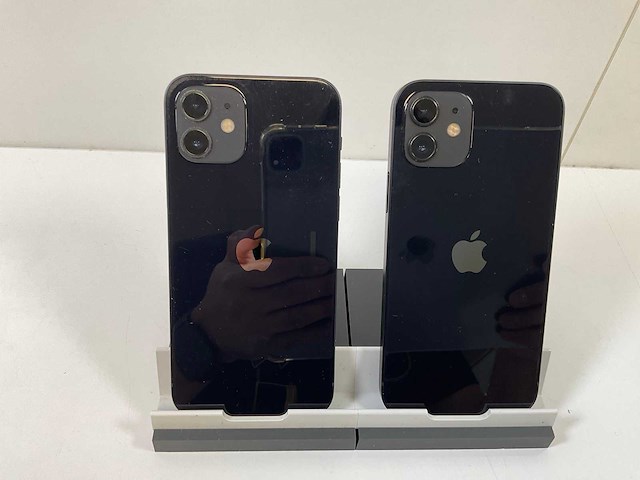 Apple iphone 12 - 128 gb - black (2x) - afbeelding 3 van  3