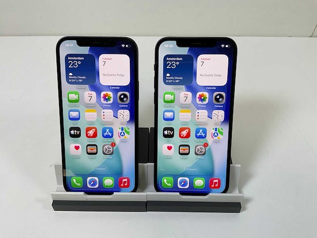 Apple iphone 12 - 128 gb - black (2x) - afbeelding 1 van  5
