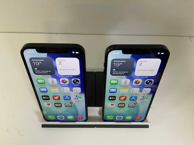 Apple iphone 12 - 128 gb - black (2x) - afbeelding 2 van  5