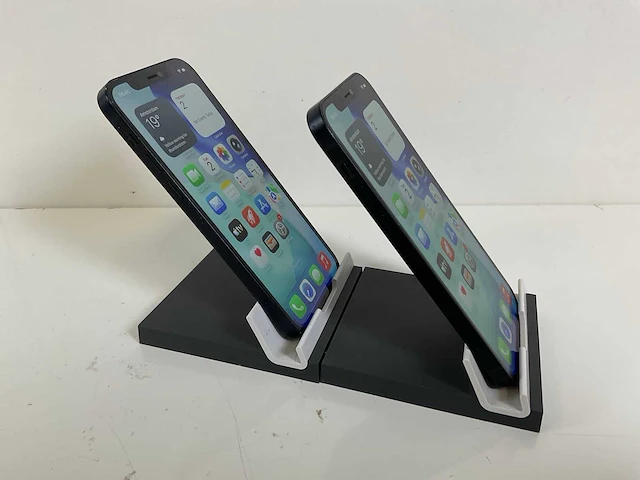 Apple iphone 12 - 128 gb - black (2x) - afbeelding 4 van  5