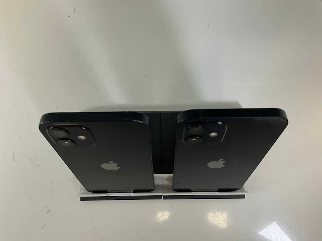 Apple iphone 12 - 128 gb - black (2x) - afbeelding 5 van  5
