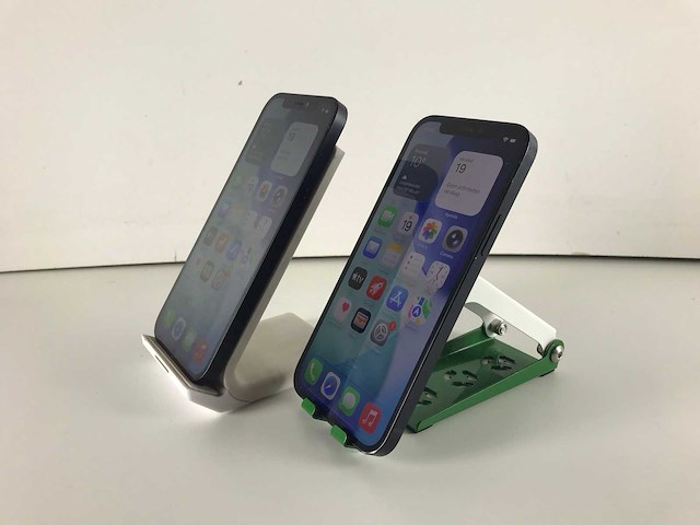 Apple iphone 12 - 128/256 gb - black (2x) - afbeelding 3 van  5