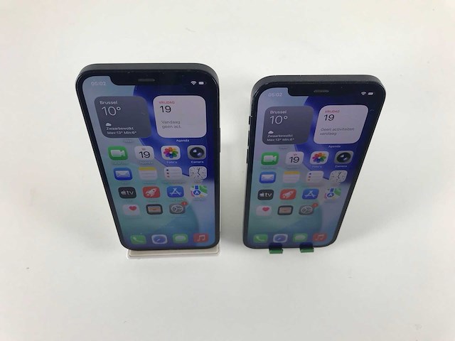 Apple iphone 12 - 128/256 gb - black (2x) - afbeelding 4 van  5