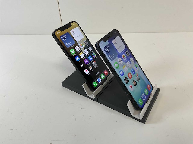 Apple iphone 12 - 256 gb - black (2x) - afbeelding 3 van  4