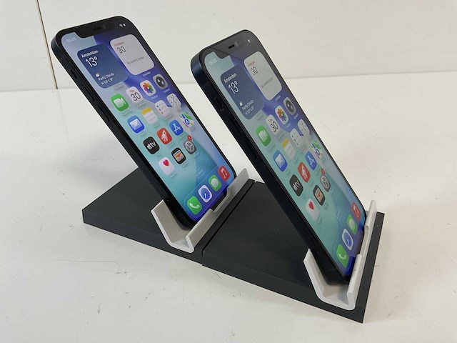 Apple iphone 12 - 256 gb - black (2x) - afbeelding 4 van  5