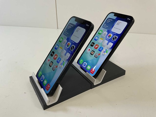 Apple iphone 12 - 256 gb - black (2x) - afbeelding 3 van  5