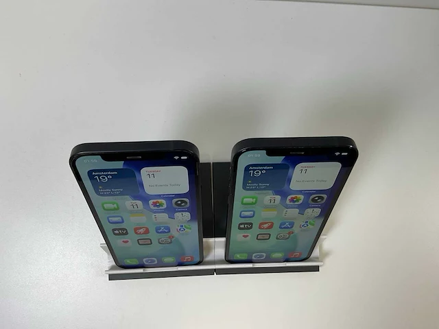 Apple iphone 12 - 256 gb - black (2x) - afbeelding 2 van  5