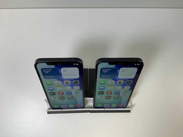 Apple iphone 12 - 256 gb - black (2x) - afbeelding 2 van  5