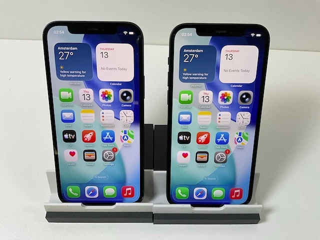 Apple iphone 12 - 256 gb - black (2x) - afbeelding 1 van  5