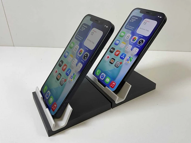 Apple iphone 12 - 256 gb - black (2x) - afbeelding 4 van  5
