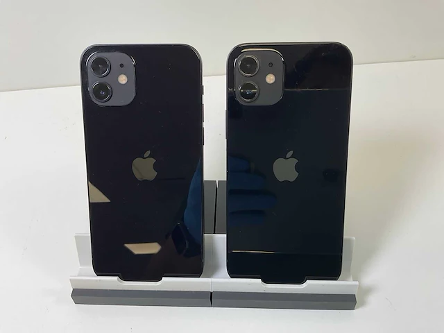 Apple iphone 12 - 256 gb - black (2x) - afbeelding 4 van  4