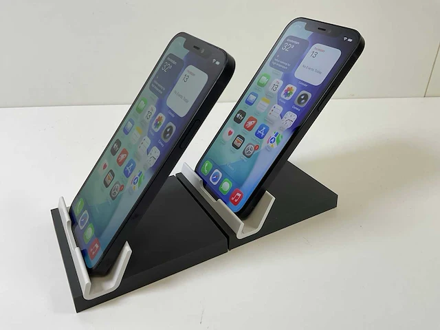 Apple iphone 12 - 256 gb - black (2x) - afbeelding 4 van  5