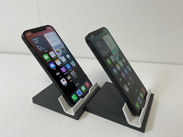 Apple iphone 12 - 64 gb - black (2x) - afbeelding 4 van  5