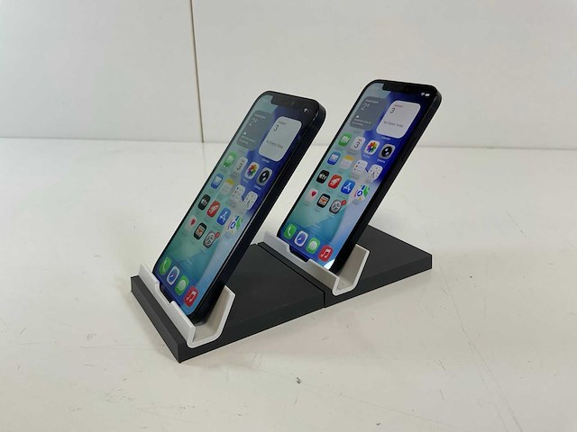 Apple iphone 12 - 64 gb - black (2x) - afbeelding 3 van  4