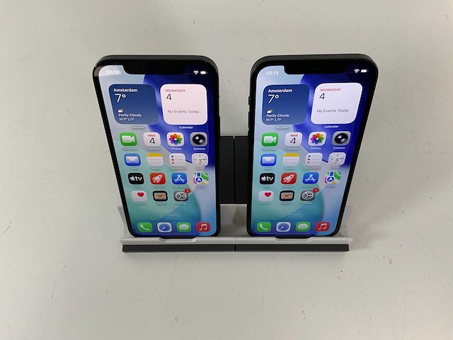 Apple iphone 12 - 64 gb - black (2x) - afbeelding 2 van  5