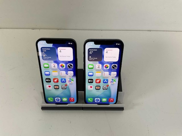 Apple iphone 12 - 64 gb - black (2x) - afbeelding 2 van  4