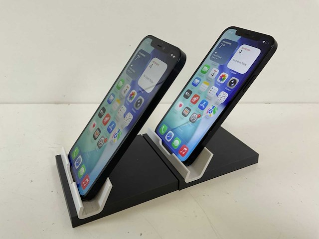 Apple iphone 12 - 64 gb - black (2x) - afbeelding 4 van  4