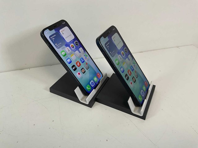Apple iphone 12 - 64 gb - black (2x) - afbeelding 2 van  3