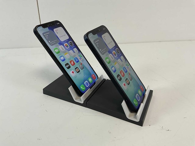 Apple iphone 12 - 64 gb - black (2x) - afbeelding 3 van  4