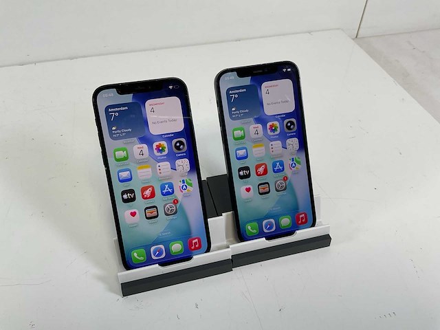 Apple iphone 12 - 64 gb - black (2x) - afbeelding 2 van  5