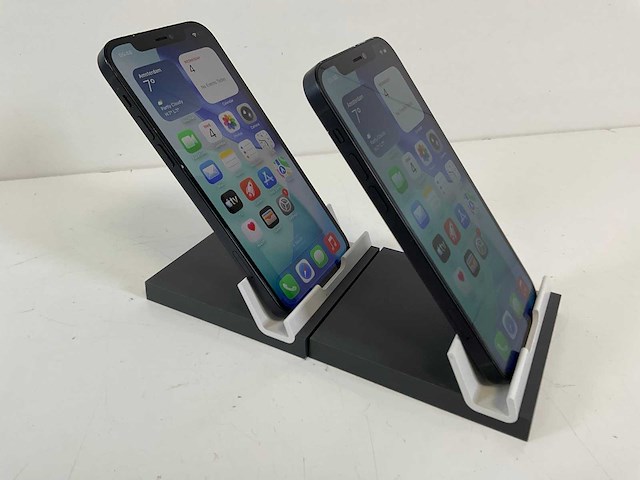 Apple iphone 12 - 64 gb - black (2x) - afbeelding 4 van  5