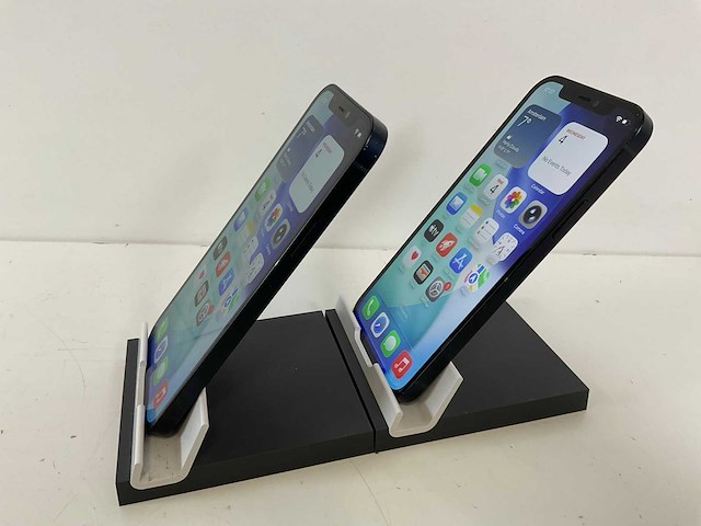 Apple iphone 12 - 64 gb - black (2x) - afbeelding 4 van  4