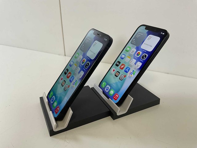 Apple iphone 12 - 64 gb - black (2x) - afbeelding 4 van  5